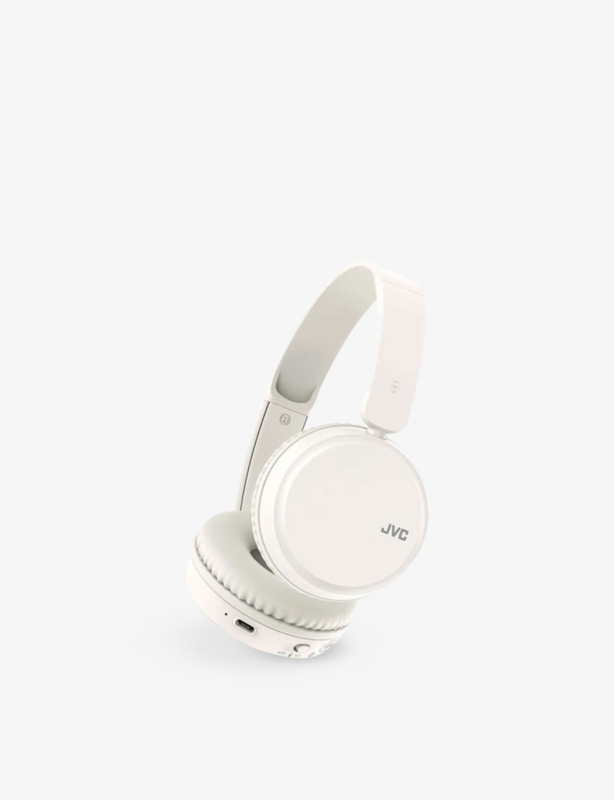 On ear wireless headphones