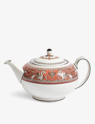 WEDGWOOD: Florentine Salmon bone-china teapot 800ml