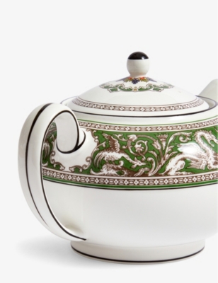 Wedgwood Florentine Verde Dragon-motif Bone-china Teapot 800ml