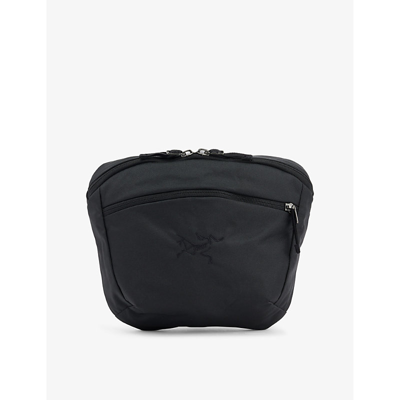 Shop Arc'teryx Arcteryx Men's Black Ii Mantis 2 Zipped Shell Waist Bag