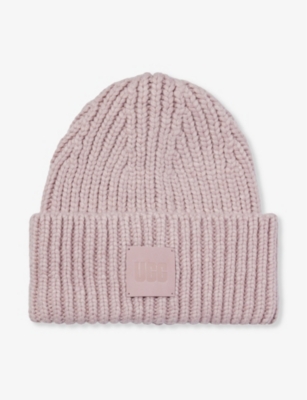 UGG UGG WOMEN'S MAUVE LOGO-PATCH KNITTED BEANIE