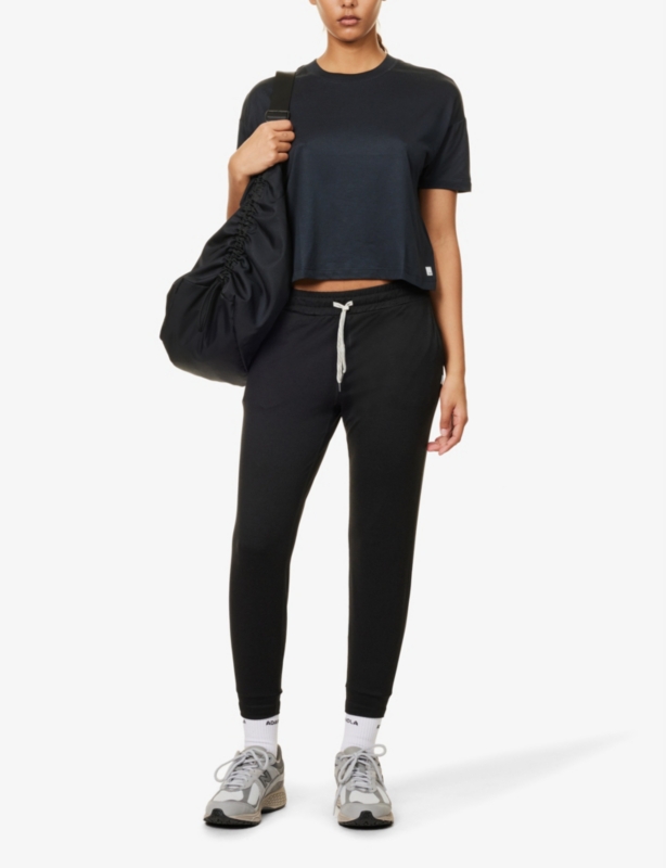 Performance tapered mid-rise stretch-polyester jogging bottoms