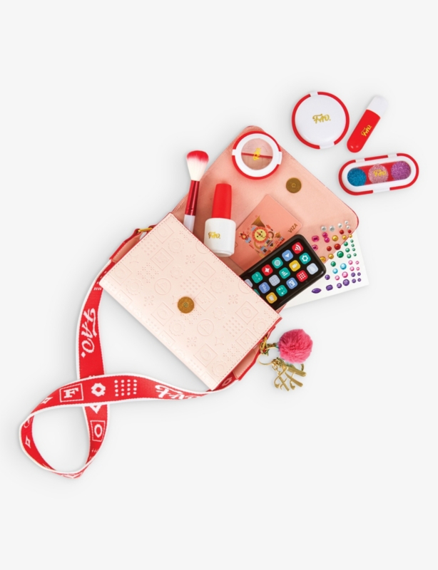 Glamour handbag and makeup playset