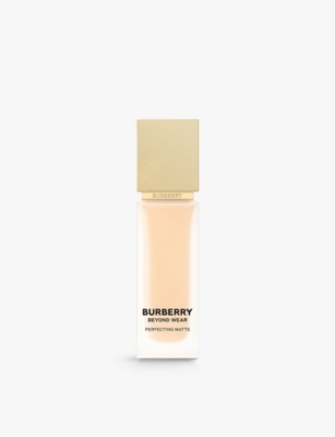 Burberry 10 Fair Warm Beyond Wear Perfecting Matte Foundation 30ml