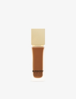Burberry 130 Deep Warm Beyond Wear Perfecting Matte Foundation 30ml