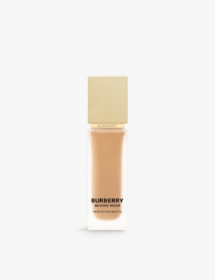 Burberry 80 Medium Warm Beyond Wear Perfecting Matte Foundation 30ml