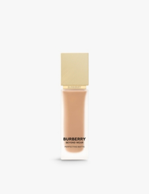 Burberry 85 Medium Neutral Beyond Wear Perfecting Matte Foundation 30ml