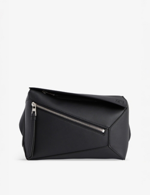 PUZZLE EDGE SMALL BUMBAG / BLK