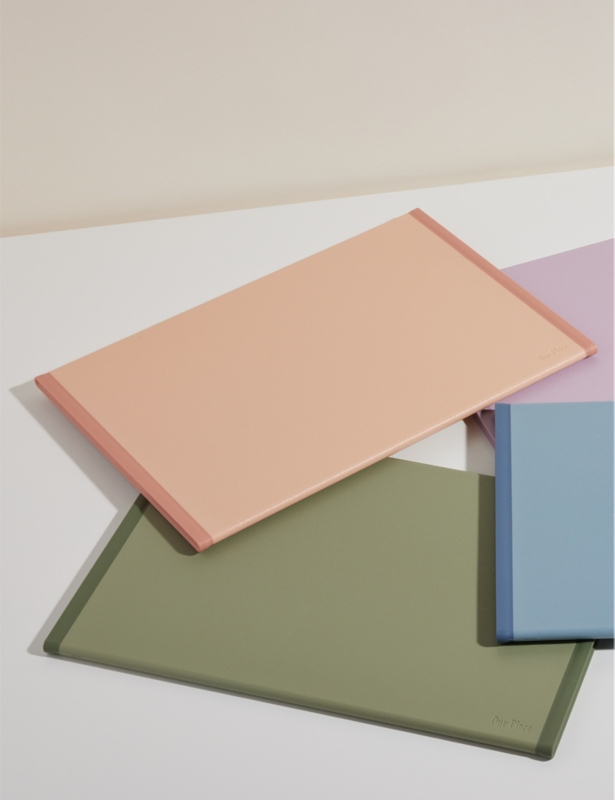 Daily Double-Sided Plastic Chopping Board 39cm