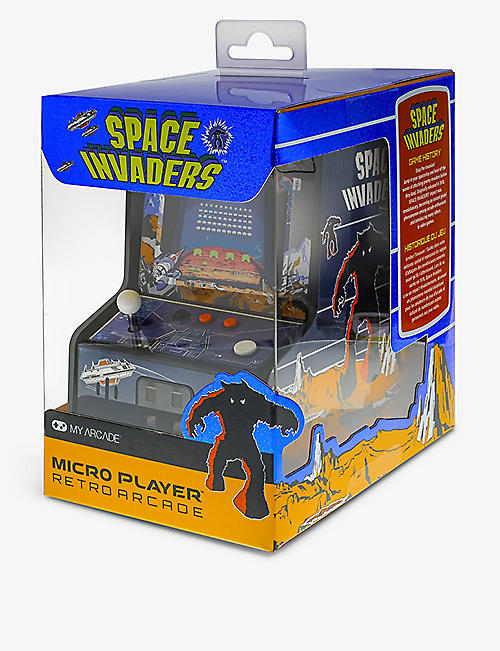 POCKET MONEY: Micro Players Space Invaders playset