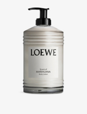 Loewe Marihuana Body Lotion In White