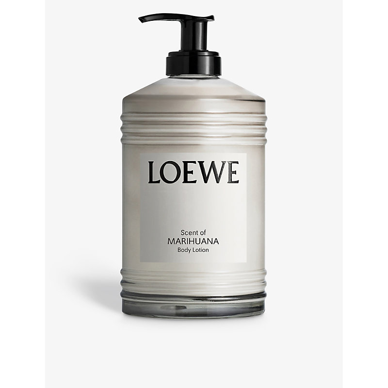 Loewe Marihuana Body Lotion In White