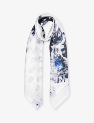 Alexander Mcqueen Chiaroscuro Abstract-print Silk Scarf In Black/ivory