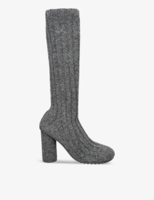 Bottega Veneta Atomic Knit Boots In Grey