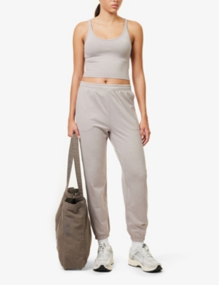 Shop Vuori Womens Soft Pewter Heather Halo Performance Cropped Stretch-recycled Polyester Top