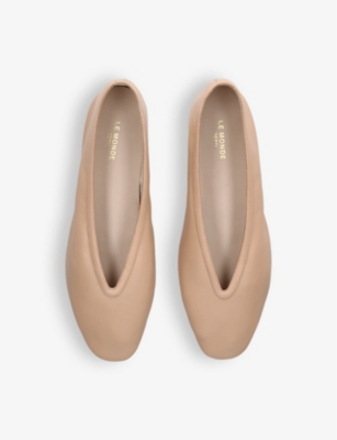 Le Monde Beryl Womens Beige Luna Pointed-toe Leather Pumps In Beige