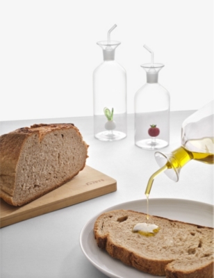 ICHENDORF: Vegetables Tomato borosilicate-glass oil bottle 19cm