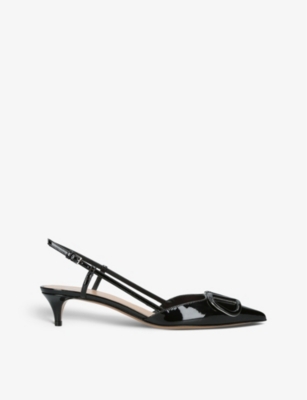 VALENTINO GARAVANI: VLOGO 40 patent-leather slingback courts