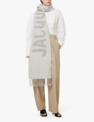 L'echarpe branded wool knitted scarf