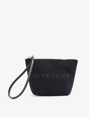 GIVENCHY: 