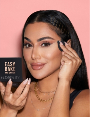 HUDA BEAUTY: Easy Bake and Snatch pressed powder 8.5g