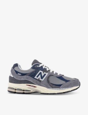 Selfridges store new balance