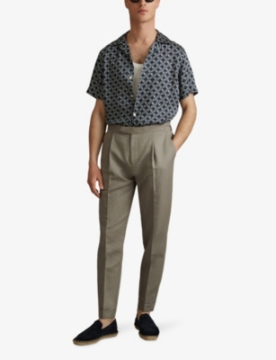 Shop Reiss Men's Light Khaki Com Front-pleat Straight-leg Cotton And Linen-blend Trousers