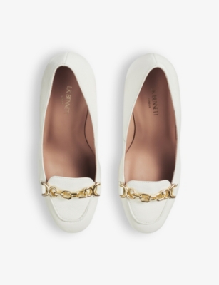 Shop Lk Bennett Attley Chain-embellished Leather Heeled Loafers In Cre-ecru