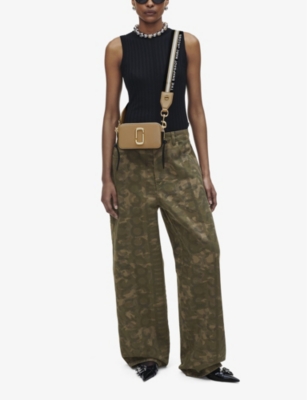 Shop Marc Jacobs Womens Camel Multi The Leather Snapshot Bag