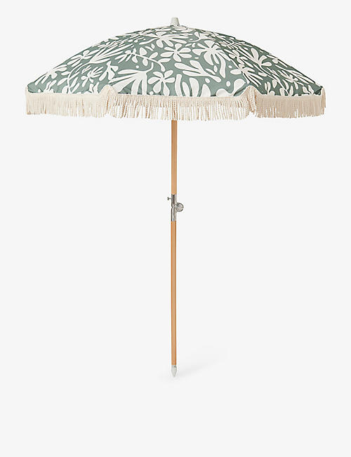 SUNNYLIFE: The Vacay graphic-print fringed-trim wooden beach umbrella 215cm