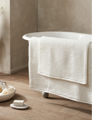 THE WHITE COMPANY: Narrow-rib cotton bathmat 60cm x 60cm