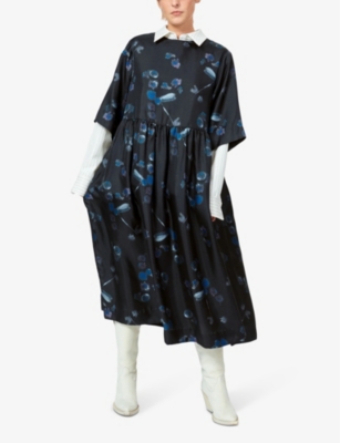 Shop Nue Notes Women's Black Demetri Floral-print Silk Midi Dress
