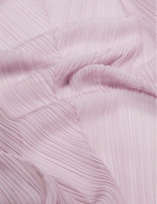 Shop Issey Miyake Madame Pleated Woven Scarf In Pale Pink