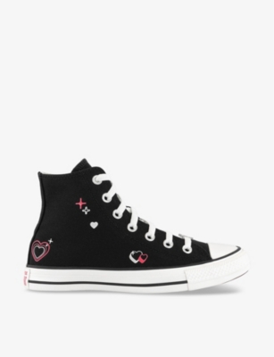 White high top hot sale converse with heart