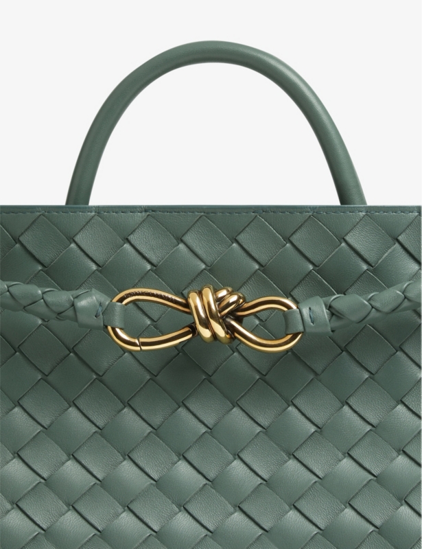 Andiamo medium leather top-handle bag