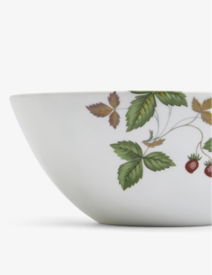 WEDGWOOD: Wild Strawberry floral-pattern bone-china bowl 16cm