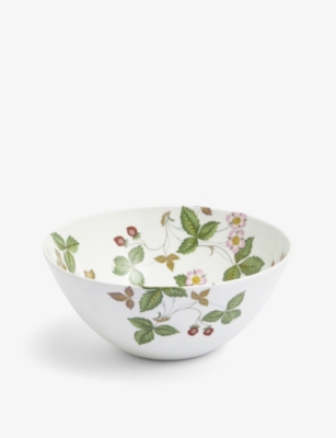 Wedgwood Wild Strawberry Floral-pattern Bone-china Bowl 16cm