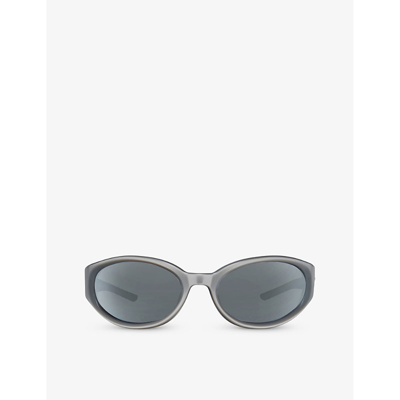 Gentle Monster Womens Young G13 Oval-frame Acetate Sunglasses In Gray