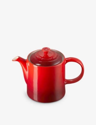 Le Creuset Cerise Stoneware Grand Teapot 1.3l In Cerise