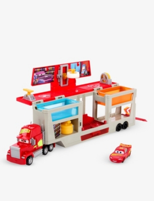 DISNEY CARS: Car Colour Changers Mack Mobile Paint Shop playset 35.5cm
