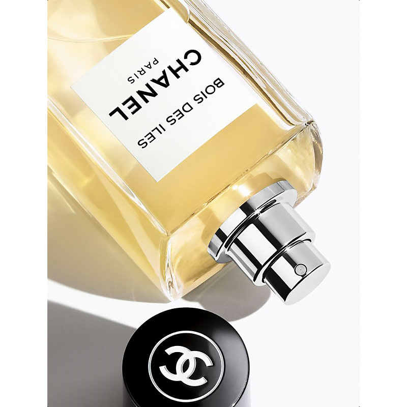 Shop Chanel Bois Des Iles Les Exclusifs De - Eau De Parfum In Na