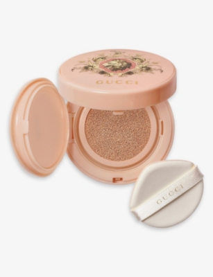 Shop Gucci 5 Cushion De Beaute Foundation 14g