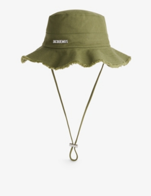 Shop Jacquemus Le Bob Artichaut Logo-plaque Cotton-canvas Bucket Hat In Khaki