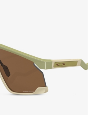 OAKLEY: OO9280 BXTR shield-frame O-matter sunglasses