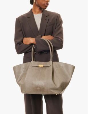 DEMELLIER: The New York suede tote bag