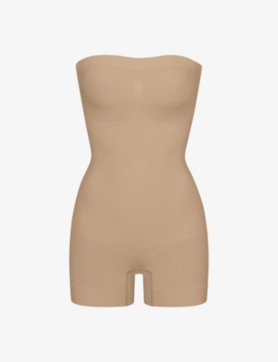 Skims Womens Clay Seamless Sculpt Strapless Stretch-woven Body In Neutral