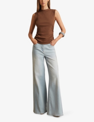Reiss Womens Trudy Round-neck Ruched-side Ribbed Stretch-cotton Vest Toffee Brown