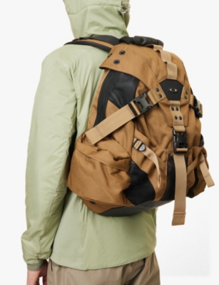 OAKLEY MENS COYOTE ICON RC RECYCLED-POLYESTER BACKPACK 