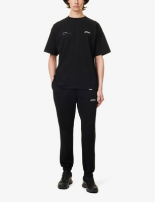 Represent 'patron Of The Club' In Black