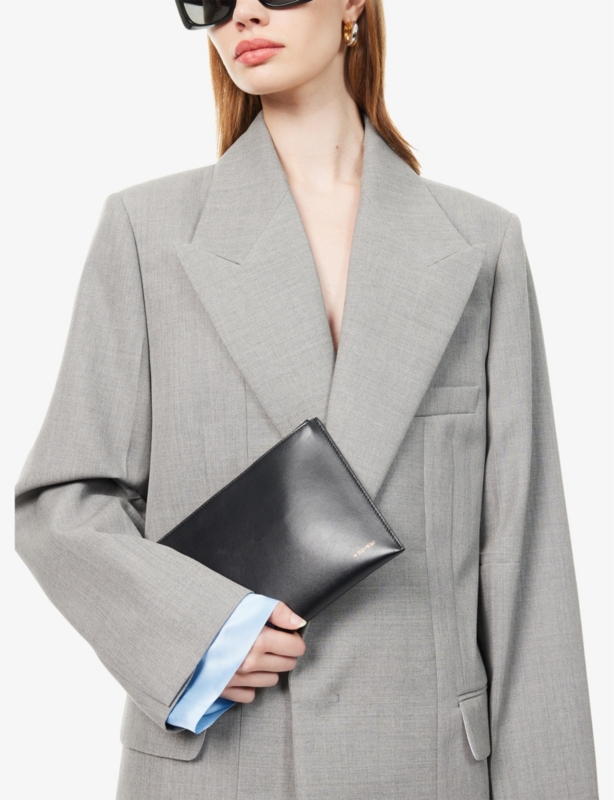 Pochette leather pouch